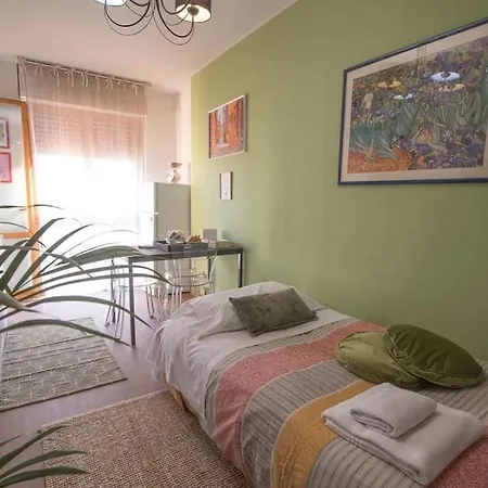 Apartment Alice's Guest Parking & Caffe Pisa